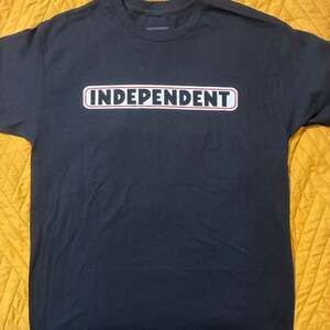 Independent Truck Co. Logo Graphic T-Shirt Black Size Medium